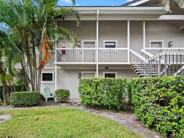 11863 Wimbledon Cir APT 441, Wellington, FL 33414