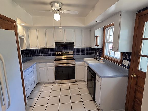 4th image of 816 Benjamin Pl