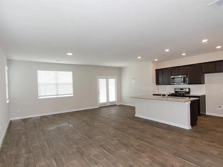 256 Cherry Laurel Ln — Photo 4