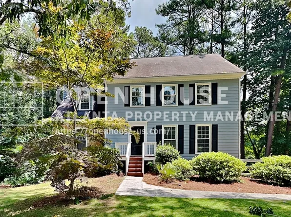 1308 Chesapeake Dr SW, Lilburn, GA 30047