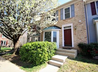 5317 Buxton Ct, Alexandria, VA 22315