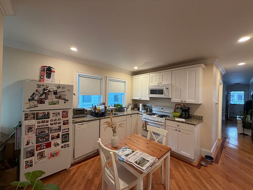 1st image of 3 Edgar Ct