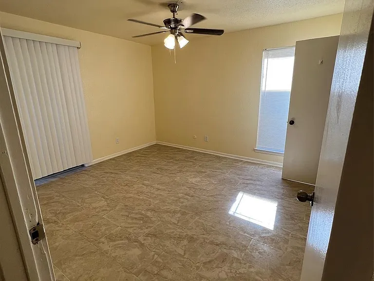 9000 Bissonnet St #705 — Photo 15