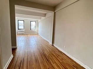 87-41 Kingston Pl #1F, Jamaica, NY 11432