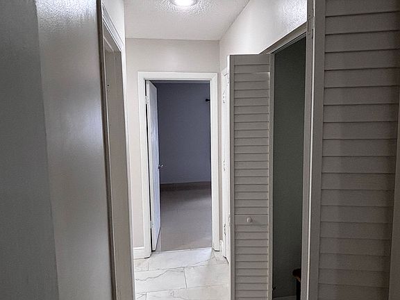 4th image of 6615 N Clark Ave