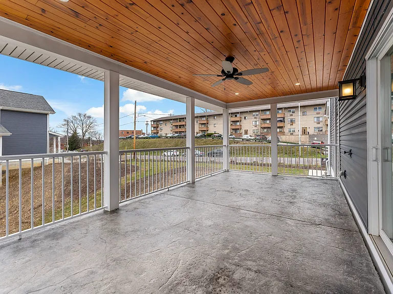 1819 Chessland St — Photo 12