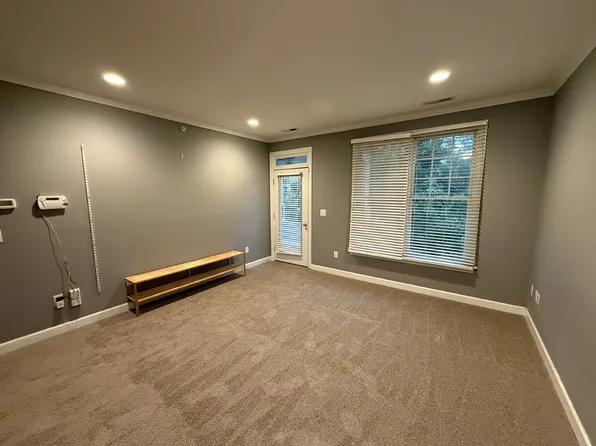701 Copperline Dr Unit 306, Chapel Hill, NC 27516
