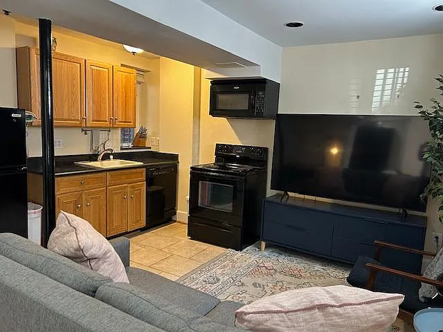 1 bed, $2,350 — Photo 3