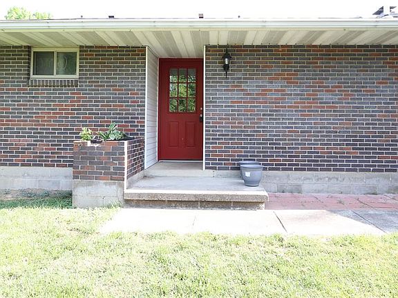 2nd image of 1163 Brookside Dr