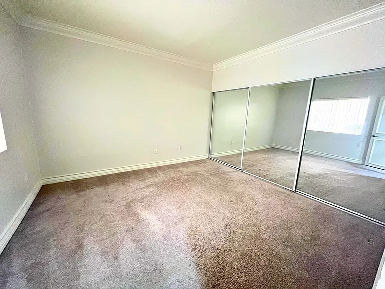 210 E Flamingo Rd #302 — Photo 5