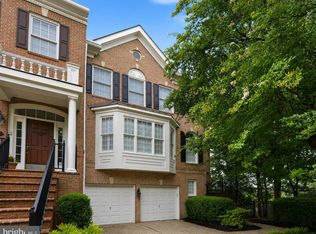 10108 Baldwin Ct, Bethesda, MD 20817