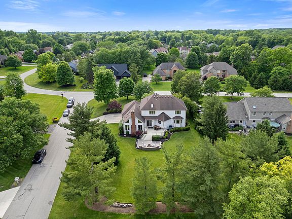 2nd image of 817 Weston Park Dr