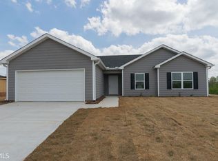 1065 Navaho Trl, Monroe, GA 30655