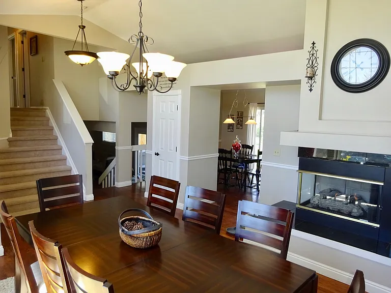 6473 S Tabor Ct — Photo 3
