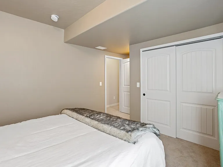 2156 Villa Creek Cir — Photo 25