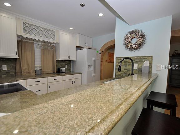 4th image of 663 William Hilton Pkwy APT 3421