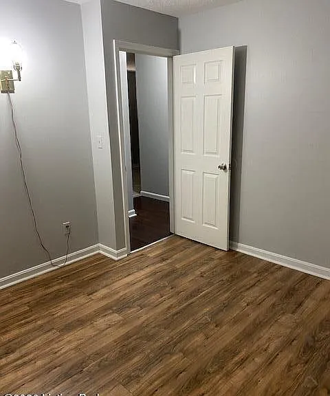 1780 W Hill St — Photo 11
