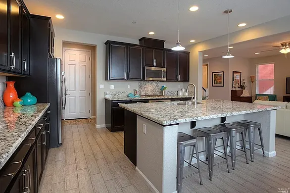 4193 Vittorio Dr — Photo 2