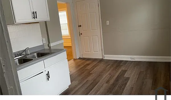 2 bed, 750 sqft, $1,000 — Photo 3