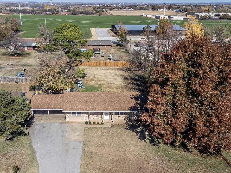 3414 Vine St, Chickasha, OK 73018 Zillow
