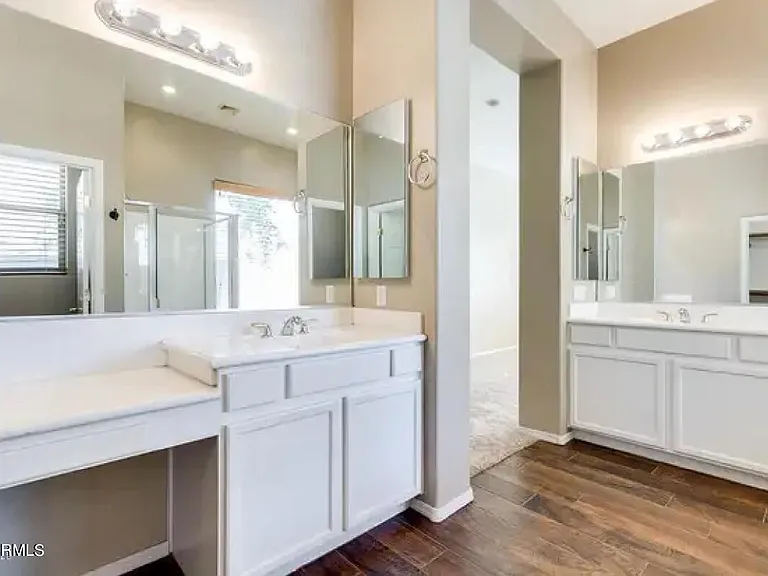 3935 E Aquarius Pl — Photo 6