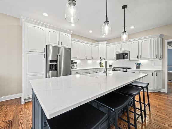 5th image of 6872 Fox Trot Ct
