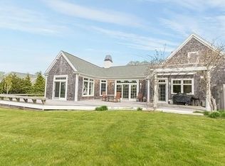 28 Grinnell Rd, Dartmouth, MA 02748