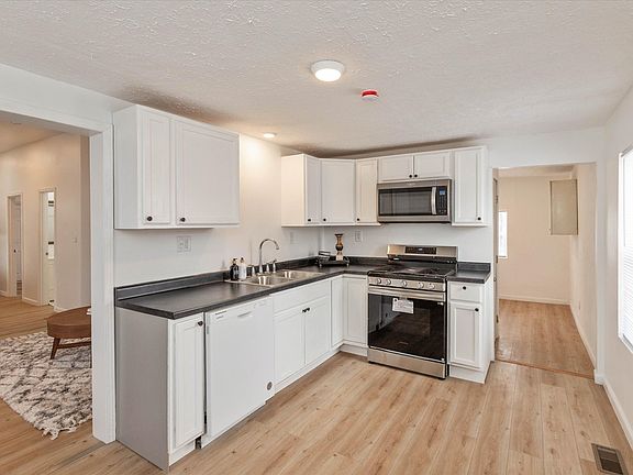 3rd image of 1256 Kappes St