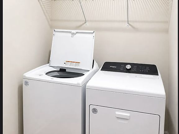 4th image of 166 Brentwood Dr #101