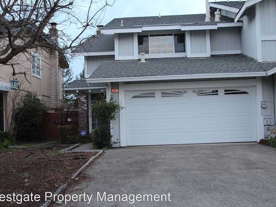 2nd image of 822 Hudis St