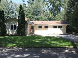 311 Hazelwood Dr, Naperville, IL
