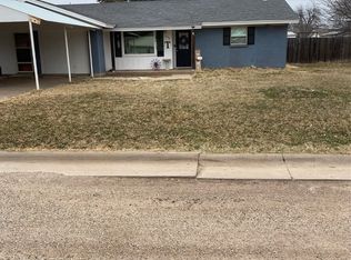 1040 NW 2nd St, Hamlin, TX 79520