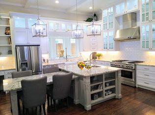 214 Church St, Grapevine, TX 76051
