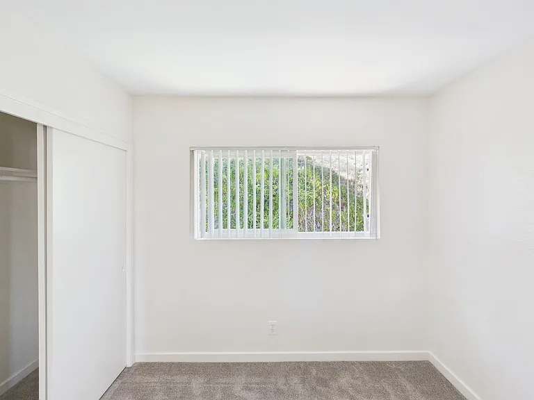 298 Eddie Dr — Photo 16