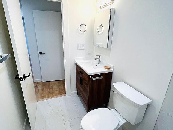 5th image of 1762 Park Ave #A