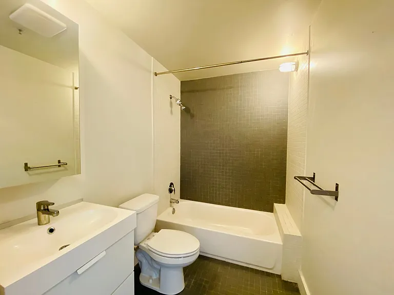 CoronadoHotel — Photo 4