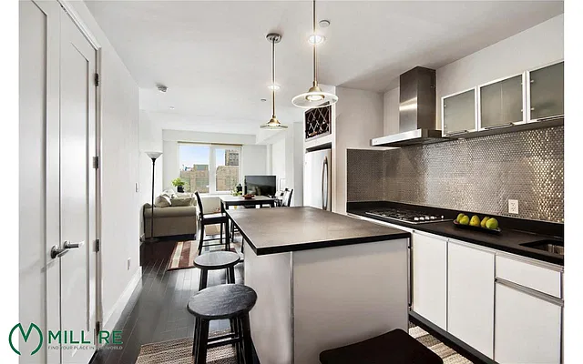 Sold by MiLL RE | media 9