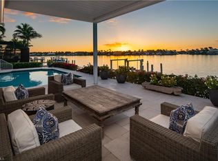 2160 Kingfish Rd, Naples, FL 34102