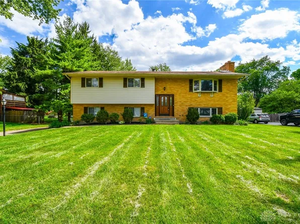 2707 Lantz Rd, Dayton, OH 45434