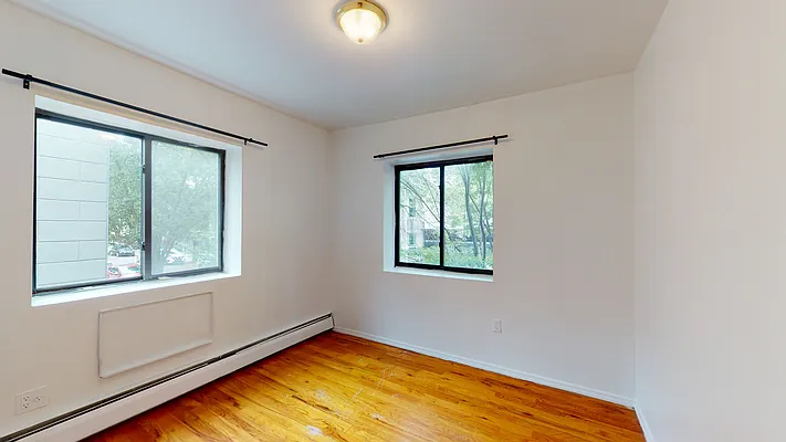 Rented by Evergreen Realty & Investments | media 35