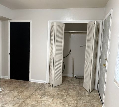 3rd image of 1844 Grandin Rd SW #5