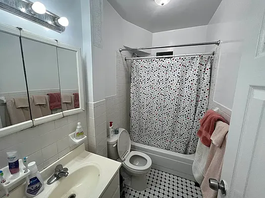 Rented by CNYC Apartments | media 22