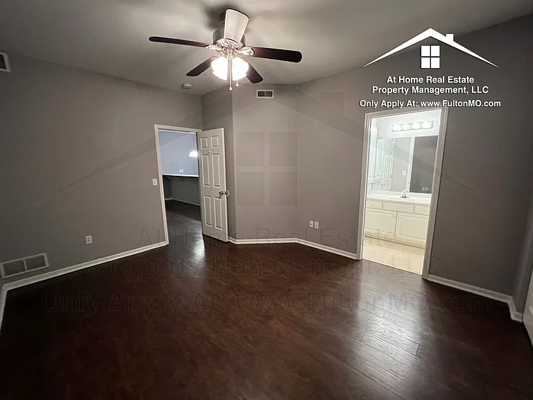 1009 Boulder Ct — Photo 8