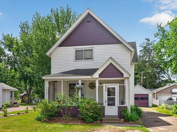 6429 Maple St, North Branch, MN 55056