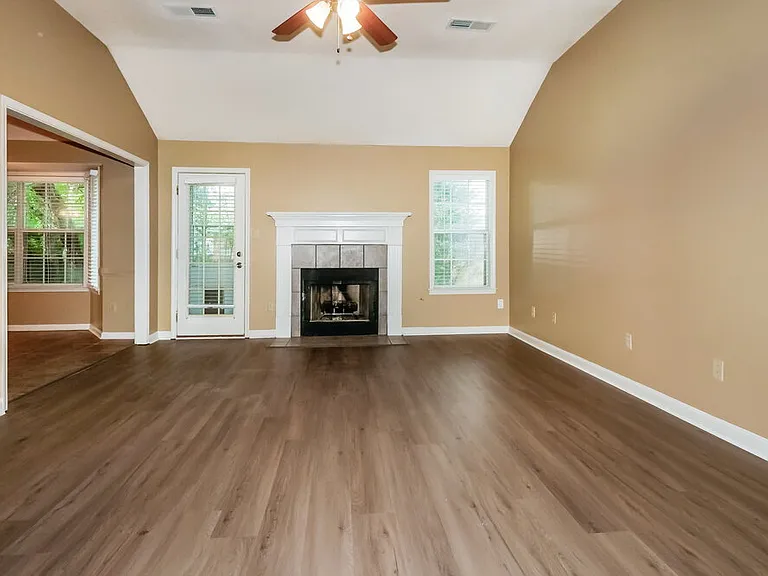 8652 N Sunnyvale St — Photo 4