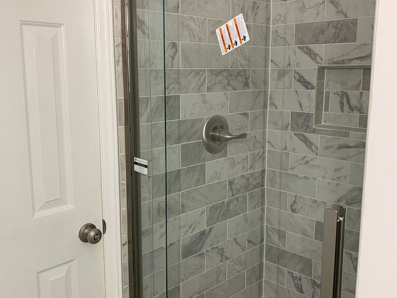 4th image of 4000 Coltswood Dr