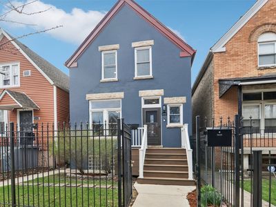 3713 W Wabansia Ave, Chicago, IL, 60647
