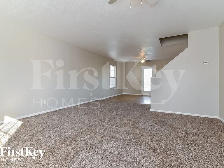 8016 Grove Berry Way — Photo 3