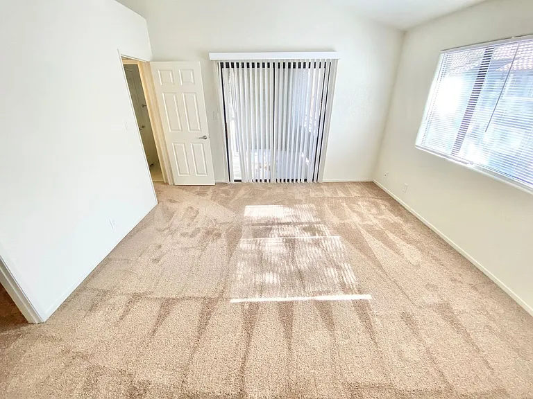 5058 S Rainbow Blvd #17-205 — Photo 11