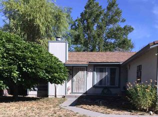 928 Pinewood Dr, Sparks, NV